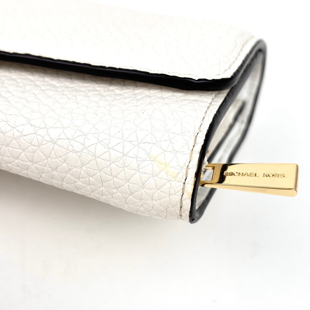 Michael Kors Sullivan White Pebble Leather Turnlock Carry All Wallet NWOT - Picture 15 of 15